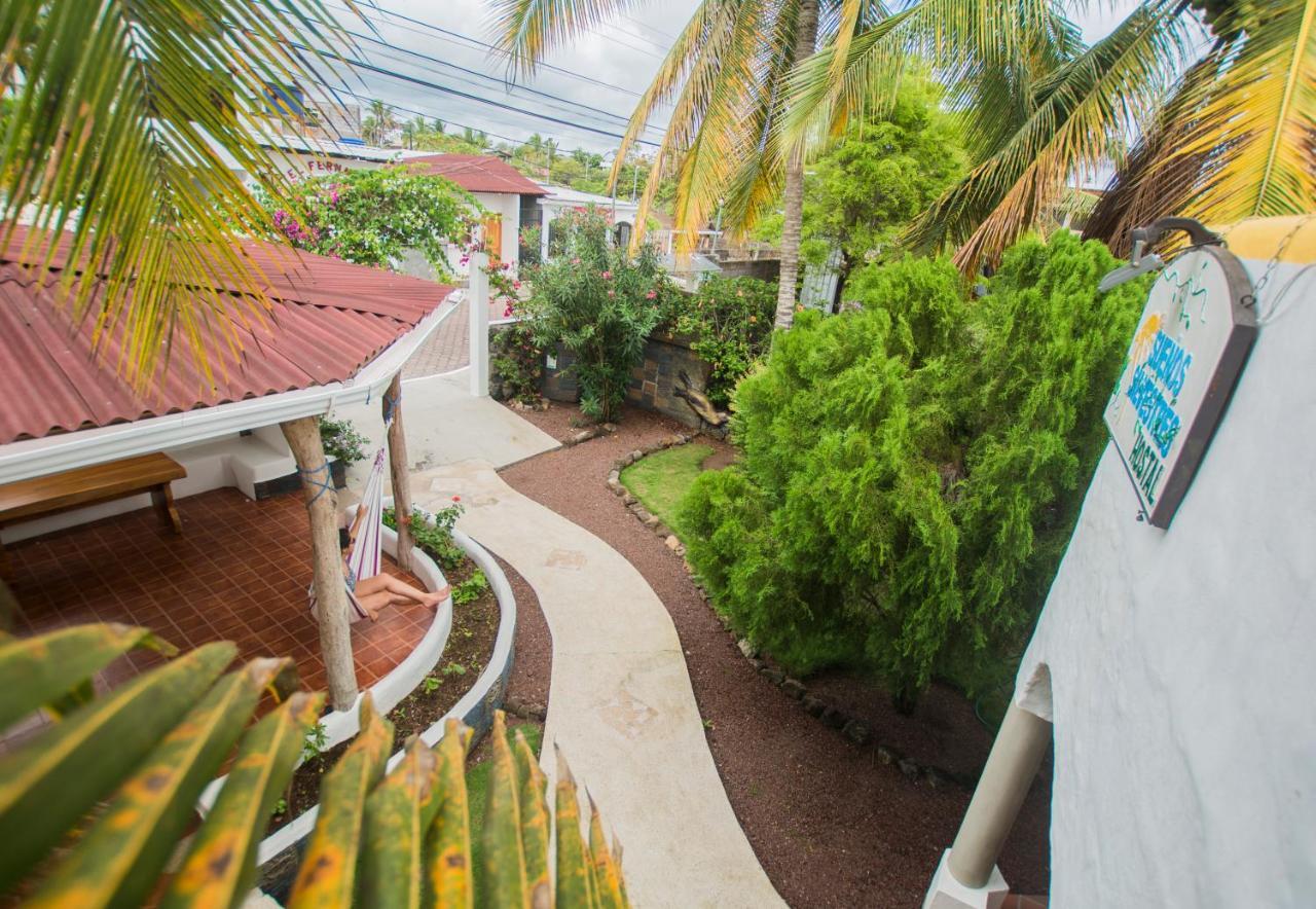 Hostal Suenos Silvestres 푸에르토아요라 외부 사진