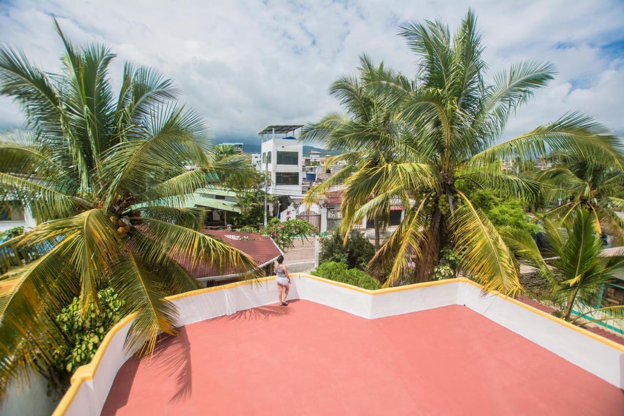 Hostal Suenos Silvestres 푸에르토아요라 외부 사진