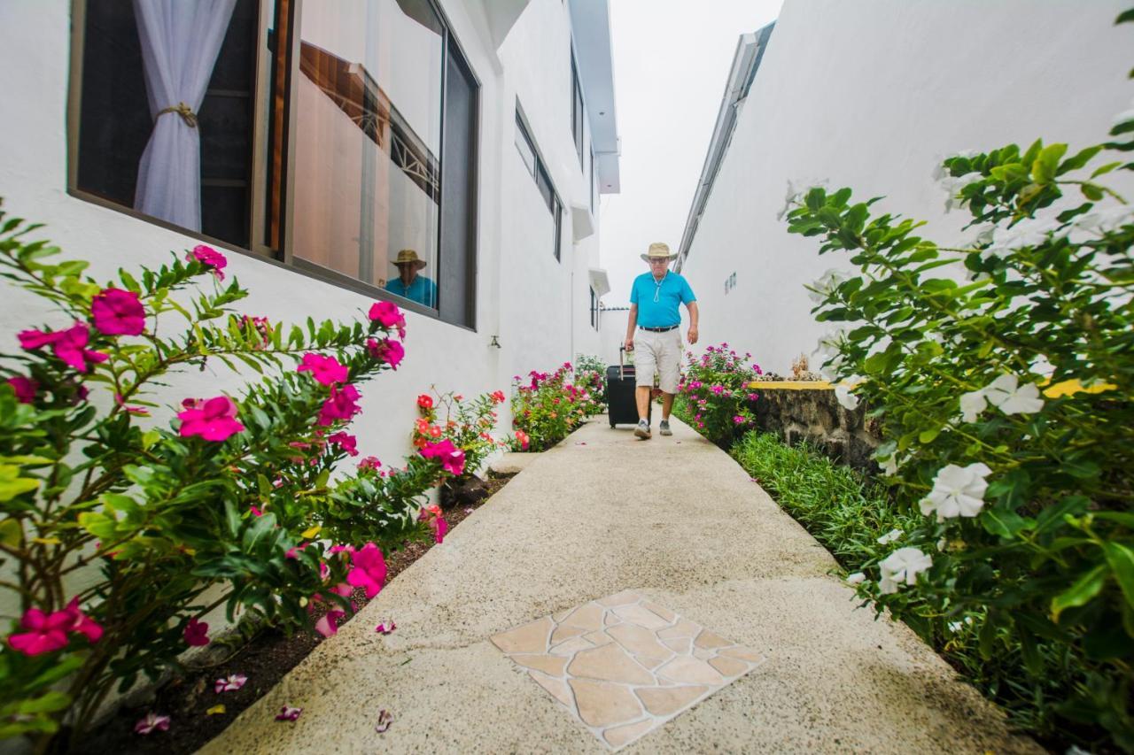 Hostal Suenos Silvestres 푸에르토아요라 외부 사진