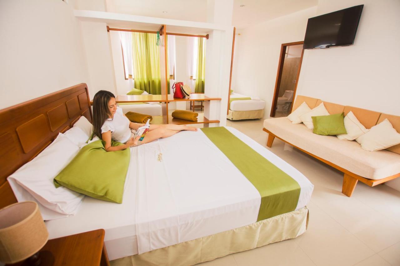 Hostal Suenos Silvestres 푸에르토아요라 외부 사진